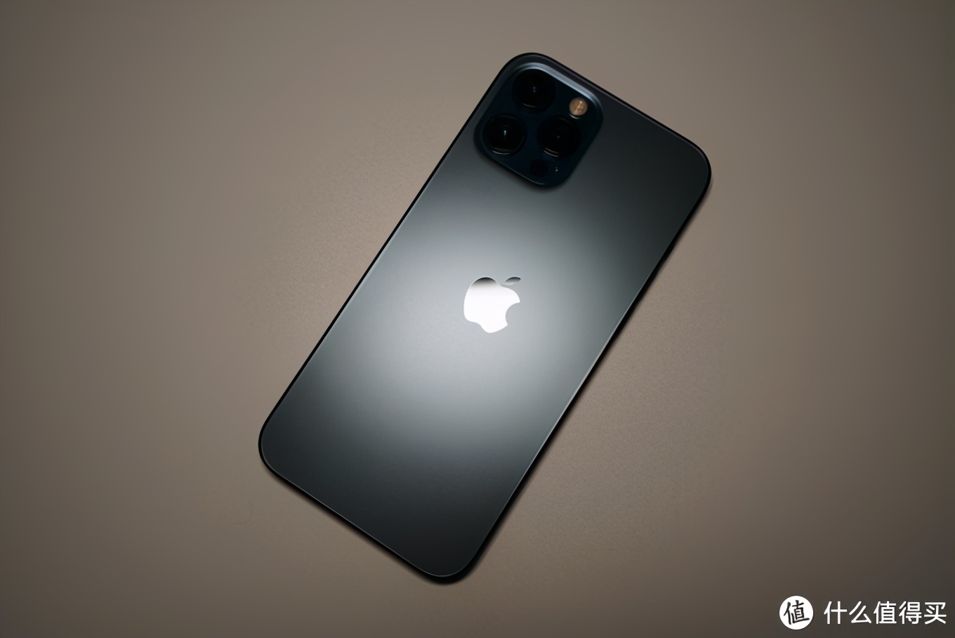 苹果生态全家桶周边推荐_iPhone 12 Pro Max 使用感受_macbook和thinkpad