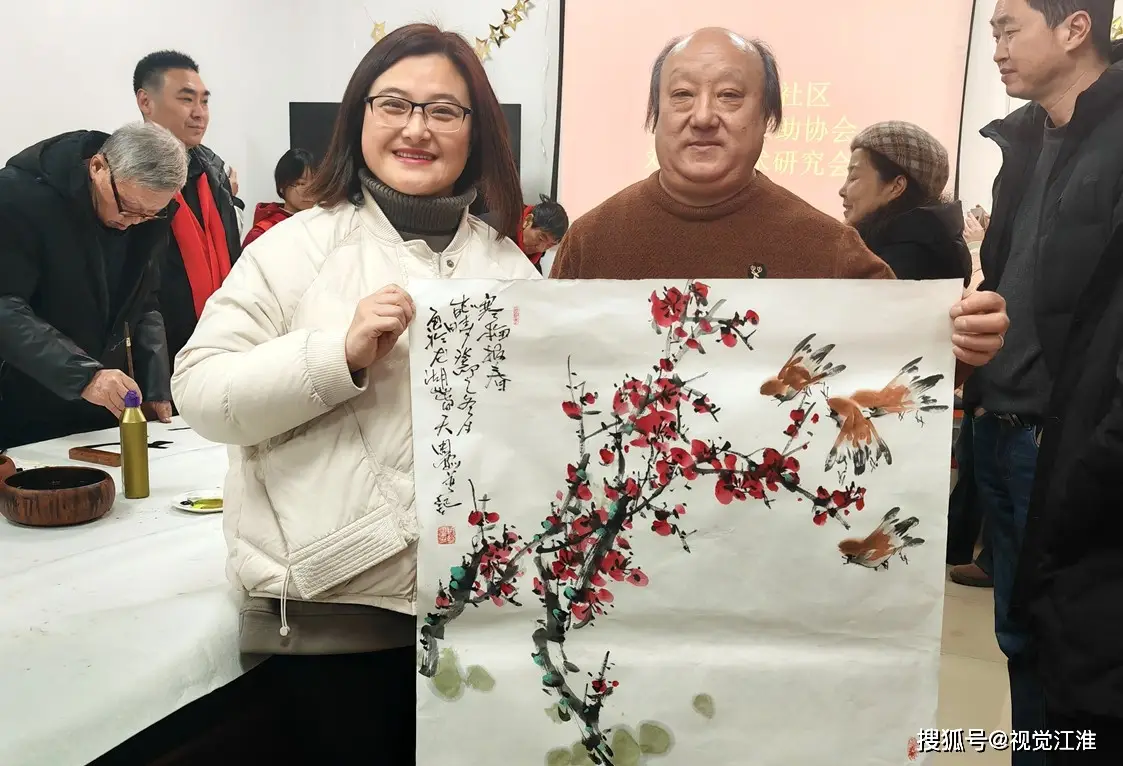 蚌埠市易联创业互助协会文化盛宴_蚌埠龙湖社区_蚌埠市龙湖春天社区春节书画活动