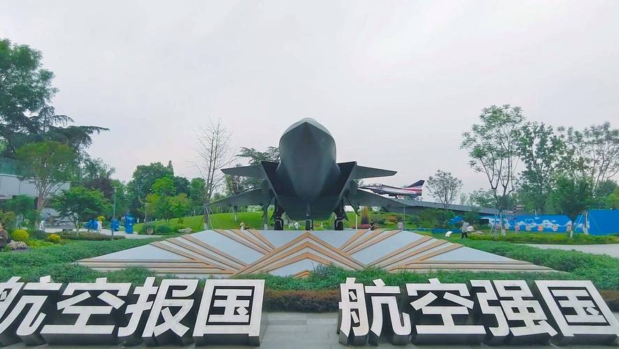 成飞重组引爆军工，中航黑豹式补涨机会来了