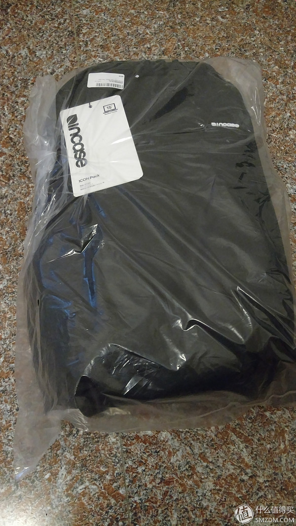 通勤双肩包推荐_thinkpad双肩电脑包_Incase Icon Pack评测